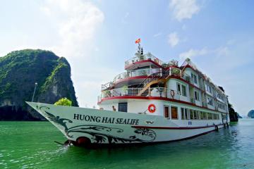 Du thuyền Hương Hải Sealife.