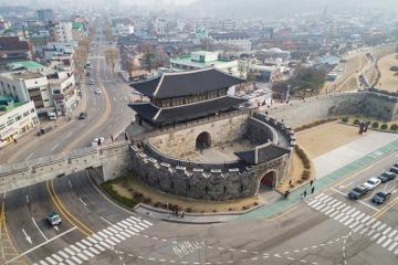 Dừng chân pháo đài suwon hwaseong - di sản văn hóa thế giới unesco