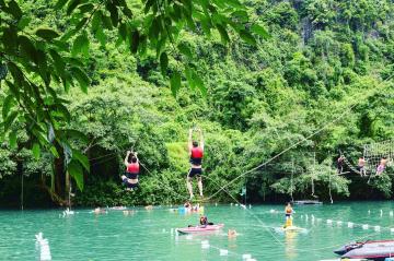 TOUR GHÉP SÔNG CHÀY HANG TỐI