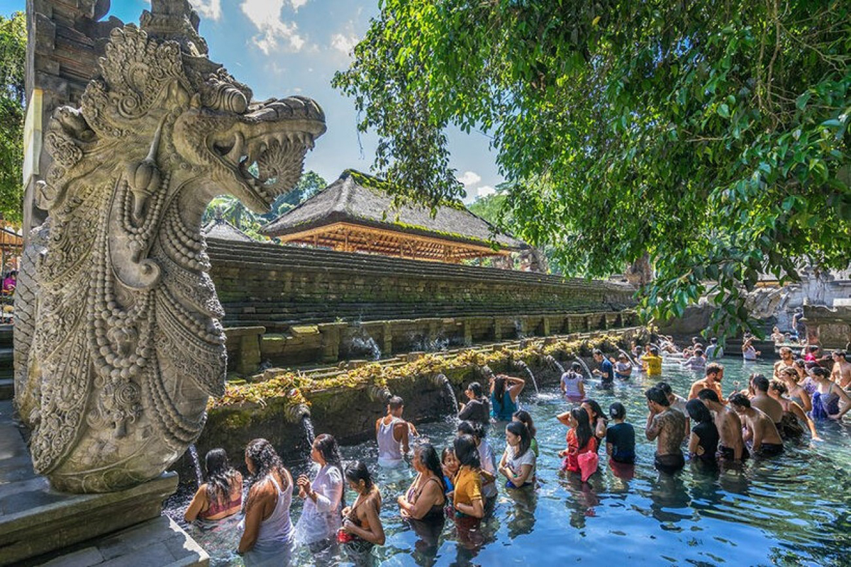 DU LỊCH BALI INDONESIA 2020: NÚI LỬA KINTAMANI – TAMPAK SIRING - ULUN DANU – CỔNG TRỜI - ĐỀN TANAH LOT (4N3Đ)