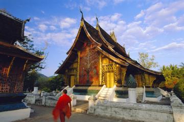 NGÀY 04 : CỐ ĐÔ LUANG PRABANG
