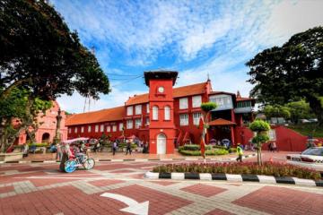 NGÀY 3: INDONESIA - JOHORE BAHRU - MALACCA (Ăn sáng, trưa, tối)