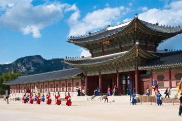 Ngày 1:  SEOUL – TẮM HƠI SAUNA – CUNG ĐIỆN GYEONGBOK                                        