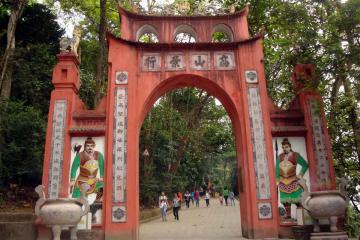 NGÀY 01: TP.HCM - NỘI BÀI (HÀ NỘI) - YÊN BÁI - NGHĨA LỘ (Ăn trưa, tối)