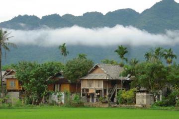 NGÀY 06: MỘC CHÂU – MAI CHÂU (BẢN LÁC) - SÂN BAY NỘI BÀI (HÀ NỘI) (Ăn sáng, trưa)