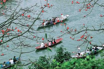 NGÀY 03: HÀ NỘI - CHÙA HƯƠNG - HÀ NỘI (Ăn sáng, trưa, chiều)