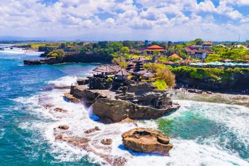 NGÀY 1: TP.HCM - BALI - ĐỀN TANAHLOT (Ăn trưa nhẹ, ăn tối)